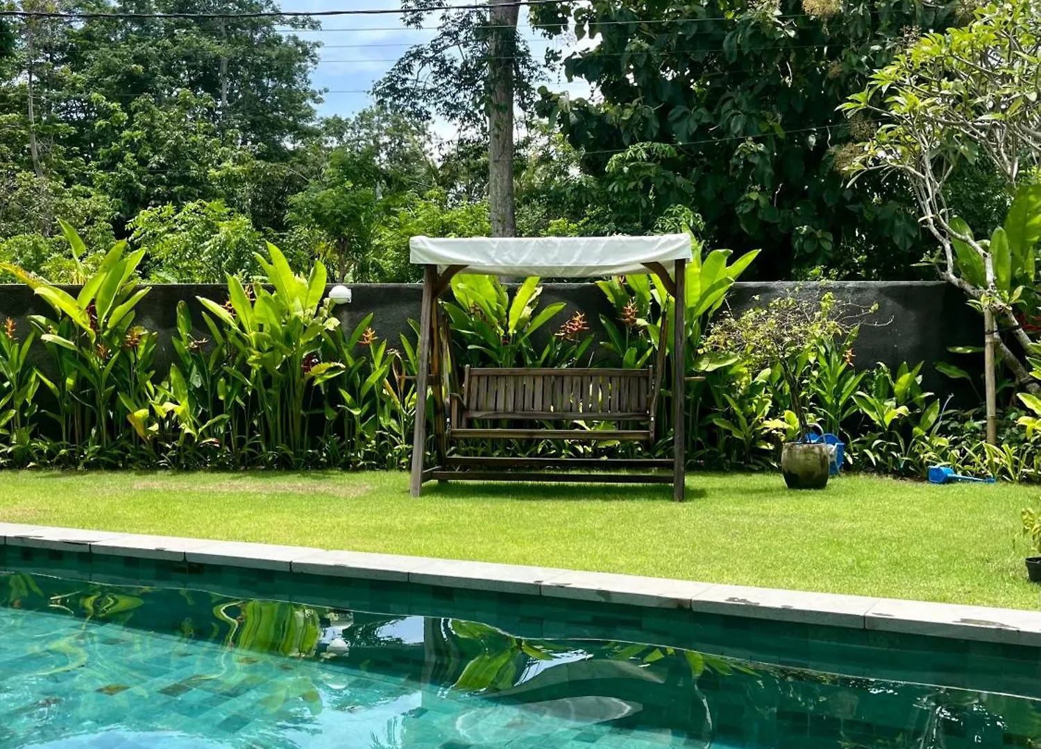 Unite Villa Balangan Pecatu  Bed & Breakfast